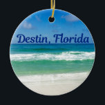 Ornement En Céramique Destin Florida Beach Photographie<br><div class="desc">Une belle photo de plage prise dans la destination de vacances idéale de Destin,  Floride. Les magnifiques eaux vertes de Sandestin se lavent jusqu'au bord de mer sablonneux sous un ciel bleu serein pour faire la photo de vacances pittoresque parfaite.</div>