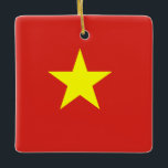 Ornement En Céramique Drapeau vietnamien<br><div class="desc">Produits World Flag personnalisables - N'hésitez pas à ajouter votre propre texte.</div>