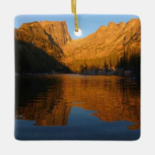 Ornement En Céramique Dream Lake dans la lumière du lever du soleil I