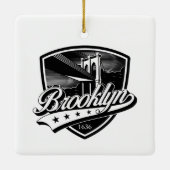 Ornement En Céramique Elegant Brooklyn Shield et Swoosh Design (Dos)