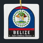 Ornement En Céramique Emblème du drapeau du Belize Vintage déprimé<br><div class="desc">emblème bélizien en détresse arborant le drapeau et les armoiries.</div>