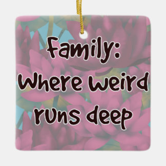 Ornement En Céramique Famille : Là où le bizarre tourne profondément