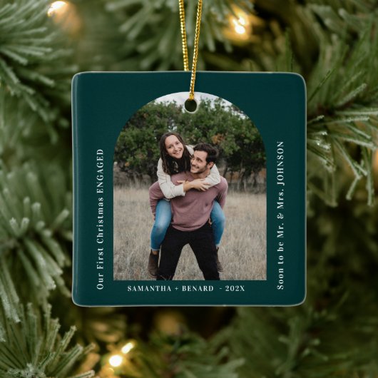 Ornement En Céramique First Christmas Engaged Couples Photo Arch (Arbre)