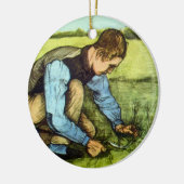 Ornement En Céramique Garçon coupant de l'herbe avec une faucille par Vi (Gauche)