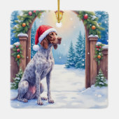 Ornement En Céramique German Shorthaired Pointer Snowy Gate Santa Hat (Dos)