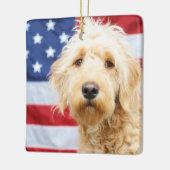 Ornement En Céramique Goldendoodle avec drapeau américain (Gauche)