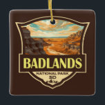 Ornement En Céramique Illustration du parc national Badlands Retro<br><div class="desc">Conception d'oeuvres vectorielles Badlands. Les paysages spectaculaires du parc s’étendent sur des formations rocheuses superposées,  des canyons escarpés et des pointes d’altitude. Le bison,  le mouton de l'Amérique et le chien des Prairies habitent ses prairies tentacules.</div>