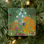 Ornement En Céramique Jardin fleuri | Gustav Klimt<br><div class="desc">Jardin aux Fleurs (1905-1907) de l’artiste autrichien Gustav Klimt est un chef-d’oeuvre vibrant de l’art du début du XXe siècle. Cette scène luxuriante et impressionniste déborde de fleurs colorées dans une tapisserie de la nature fascinante, reflétant le style décoratif de Klimt et l’amour pour les motifs floraux. Les textures riches...</div>