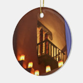 Ornement En Céramique Les farolitos traditionnels éclairent les structur (Gauche)