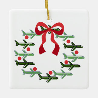 Ornement En Céramique L'ornement de la couronne vers le haut et vers le 