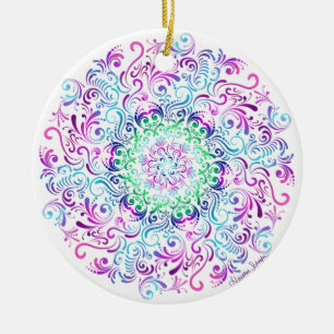 Ornement En Céramique Mandala majestueux de kaléidoscope sur le blanc