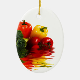 Ornement En Céramique Médaille de légumes sur blanc