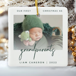 Ornement En Céramique Minimaliste Photo Premier Noël des grands-parents 