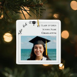 Ornement En Céramique Modern photo Graduate<br><div class="desc">Celebrate your graduate’s milestone with this elegant personalized Graduation Ornament. Featuring a custom photo, class year, school name, and graduate’s name, this keepsake adds a meaningful touch to your décor and makes a cherished reminder of this special achievement. The design includes the playful “She did it!” script and a classic...</div>