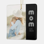Ornement En Céramique Mom Established Black White Retro Script Photo (Gauche)
