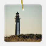 Ornement En Céramique Noël personnalisé du phare de Cape Henry<br><div class="desc">Nouveau phare de Cape Henry - Virginia Beach,  VA Vacances Arbre de Noël Ornement en céramique par Michelle Istanish - Le dos peut être personnalisé avec un nom,  une année ou tout texte que vous souhaitez ajouter.  -</div>