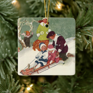 Ornement En Céramique Noël vintage, enfants faisant de la luge dans la n