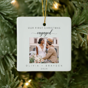 Ornement En Céramique Notre premier Noël comme fiancés Photo Vert Sauge