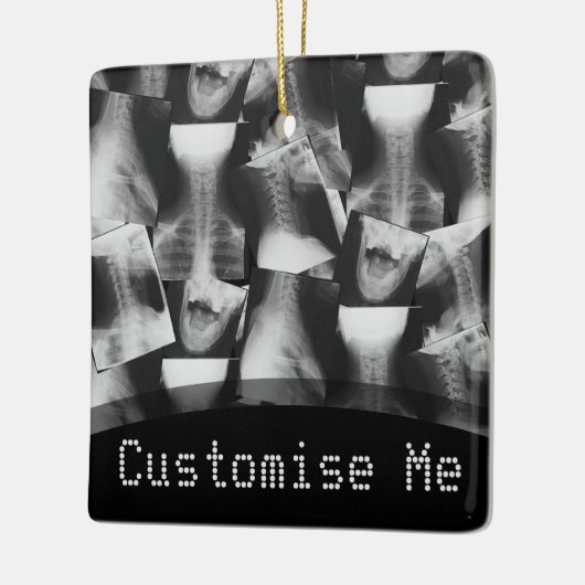 Ornement En Céramique Original en lecture X (Gauche)