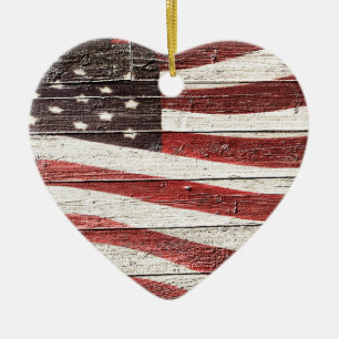 Ornement En Céramique Painted American Flag on Rustic Wood Texture