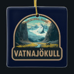 Ornement En Céramique Parc national de Vatnajokull Islande Voyager Vinta<br><div class="desc">Design vectoriel Vatnajökull. Définie par des glaciers massifs,  des grottes de glace,  des sommets enneigés,  des zones géothermiques et des rivières,  la région comprend Jökulsárlón.</div>