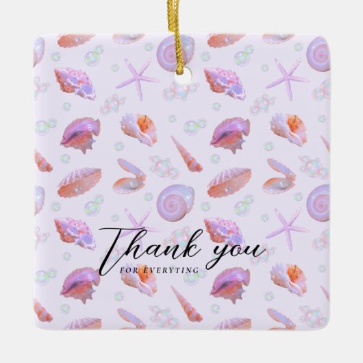 Ornement En Céramique Pastel Seashell Pattern with Custom Text (Devant)