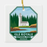 Ornement En Céramique Phare du Parc national de l'Isle Royale Emblem rét<br><div class="desc">Design d'art vectoriel Isle Royale. Le parc se compose de l'île Royale et de centaines d'îles adjacentes,  ainsi que des eaux environnantes du lac Supérieur,  dans l'État du Michigan.</div>
