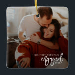 Ornement En Céramique Premier Noël engagé<br><div class="desc">Ces ornements de vacances en famille sont parfaits pour un cadeau de vacances personnalisé.</div>