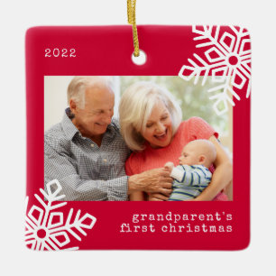 Ornement En Céramique Première photo de Noël du grand-parent Red Snowfla