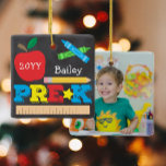 Ornement En Céramique Préscolaire K Keepsaké tableau de bord coloré phot<br><div class="desc">La conception de l'ornement photo Pre-K comprend une pomme, une règle, des crayons et une typographie amusante et colorée ! Cliquez sur le bouton personnaliser pour plus d'options pour modifier le texte ! Des variantes de ce design, des couleurs supplémentaires, ainsi que des produits de coordination sont disponibles dans notre...</div>