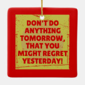 Ornement En Céramique Regret passé et présent tendu (Dos)