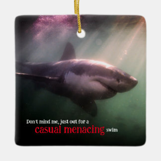 Ornement En Céramique requin pointeur blanc sous l'eau