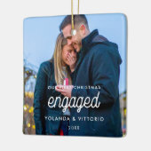 Ornement En Céramique Retro script Notre première photo engagée Noël (Gauche)