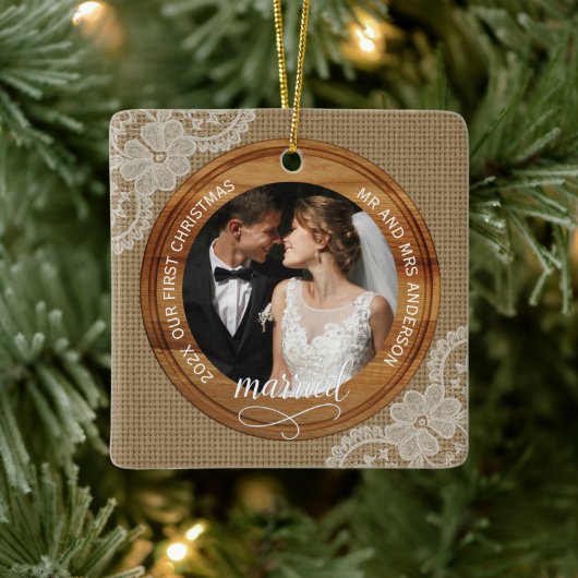Ornement En Céramique Rustic Burlap and Lace First Christmas married (Arbre)