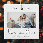Ornement En Céramique Script moderne Élégant Nouveau Accueil Sweet Home<br><div class="desc">This moderne script PhotoUR NEW HOME ornament features two of your favorite graphite (sur le front and back) of your new house as well as your familiy name and date. This stylish keepsake for new homeowners will remind you of your big moving day for decades to come.</div>