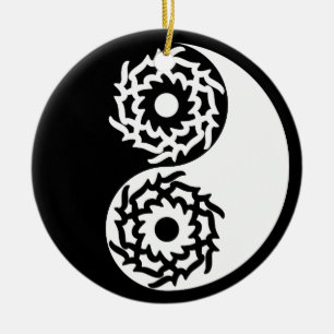 Ornement En Céramique Signe du yin et du yang en noir et blanc