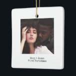 Ornement En Céramique Simple White Squared Love Engagé Photo Mariage<br><div class="desc">Moderne minimaliste Joyeux et marié Simple Photo Mariage ou Fiançailles ornement en céramique. Créez vos propres ornements de Noël personnalisés en ajoutant vos photos de mariage à l'avant et à l'arrière, faites votre propre monogramme avec des initiales, écrivez la date, l'année et tout message d'amour. Un modèle élégant avec une...</div>