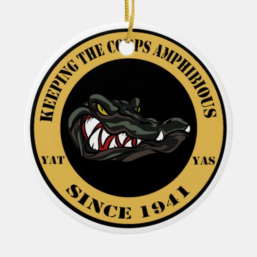 ORNEMENT EN CÉRAMIQUE TAN 1941 (Devant)