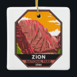 Ornement En Céramique Zion National Park Utah Vintage<br><div class="desc">Design d'illustration vectorielle de Sion. Le parc est une réserve naturelle du sud-ouest de l'Utah qui se distingue par les falaises rouges abruptes de Zion Canyon.</div>