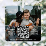Ornement En Métal 2 Photos et codes QR Scannable Website Link Carré<br><div class="desc">Cette année, célébrez les joyeuses merveilles de la technologie moderne avec un amusant jeu interactif de code QR carré métal ornement de Noël en métal. Tout le libellé de ce modèle est simple à personnaliser ou à supprimer, et peut être différent ou identique à l'avant et à l'arrière. (CONSEIL EN...</div>
