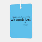 Ornement En Métal A La Seconde Tourne Le Ciel En Bleu Et Carré Noir. (Avant gauche)