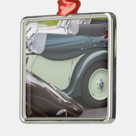 Ornement En Métal Allemagne, Bayern-Bavière, Munich. BMW Welt Car 4 (Gauche)