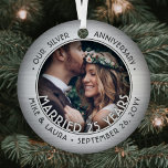 Ornement En Métal Any Text 2 Photo Silver 25e anniversaire de Mariag<br><div class="desc">Célébrez un joyeux 25e anniversaire de mariage avec une photo personnalisée 2 "Marié 25 ans" ornement de Noël en métal brossé faux argent brossé. Tous les textes et les images de ce modèle sont simples à personnaliser et peuvent être différents ou identiques sur le devant et le dos. (AVIS DE...</div>