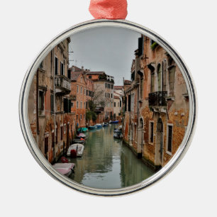 Ornement En Métal Bâtiments le long des canaux de Venise