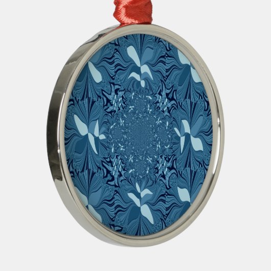 Ornement En Métal Bleu Iridescendant. (Droite)