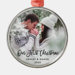 Ornement En Métal Bracelet moderne Script Couple Notre Premier Noël