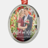 Ornement En Métal Brush Script Marié et Joyeux Mariage photo (Gauche)