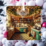 Ornement En Métal Cottage Rétro Kitsch Rétro Noël Personnalisé<br><div class="desc">Ornement de Noël personnalisé. Cute turquoise cottage confortable cuisine kitsch vintage pleine de décorations de vacances et lumières de Noël et des vibrations rétro. Nous vous souhaitons un Noël à l'ancienne et un Joyeux Nouvel An. Le texte de retour de cet ornement de vacances peut être personnalisé, de sorte que...</div>