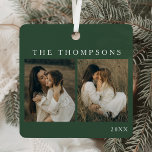 Ornement En Métal Élégant minimaliste Simple 4 Photo Moss Noël<br><div class="desc">Célébrez vos souvenirs chéris avec l'élégant minimaliste sobre 4-Photo Moss Christmas Metal Ornament. Ce bel ornement présente quatre de vos photos préférées dans un agencement propre et moderne contre un arrière - plan vert mousse doux, créant une touche intemporelle et personnalisée pour votre décor de vacances. Conçu comme un ornement...</div>