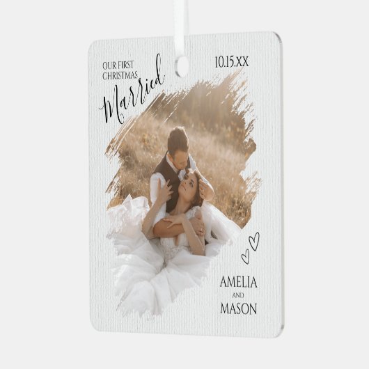 Ornement En Métal Elegant Modern Our First Christmas Married Photo (Avant gauche)